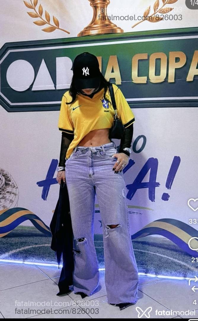 Acompanhante mulher morena (o) de olhos verdes em Chapecó - Tais Morena
