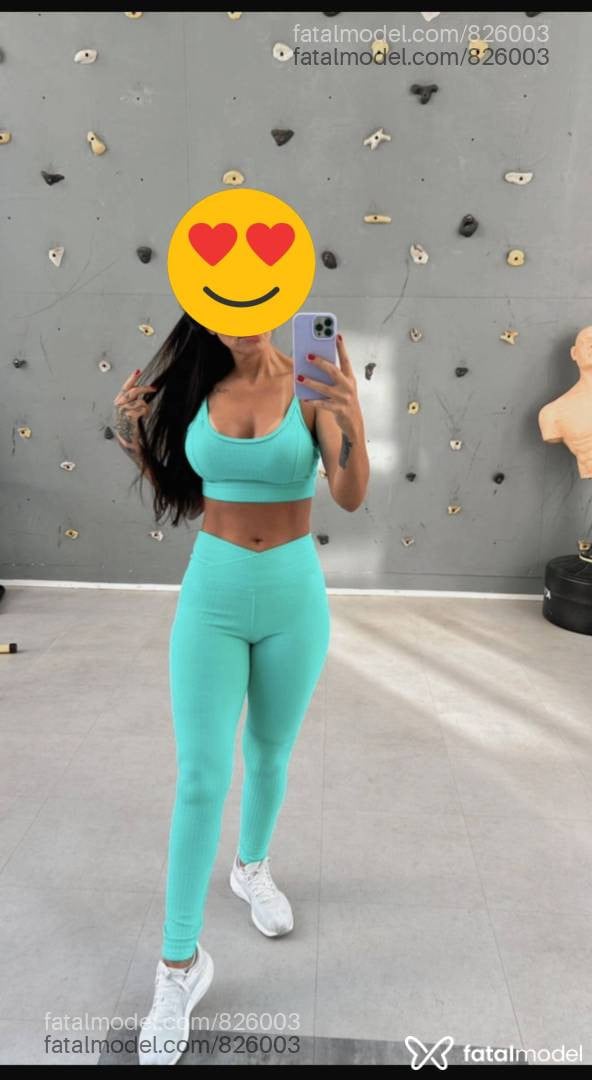 Acompanhante mulher morena (o) de olhos verdes - Tais Morena