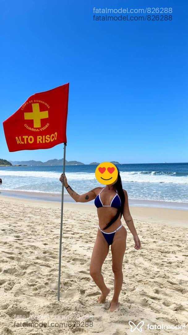 Acompanhante mulher morena (o) de olhos castanhos - Nicole