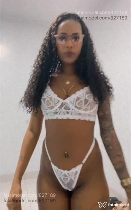Acompanhante mulher morena (o) de olhos cinza em Arcoverde - Talita