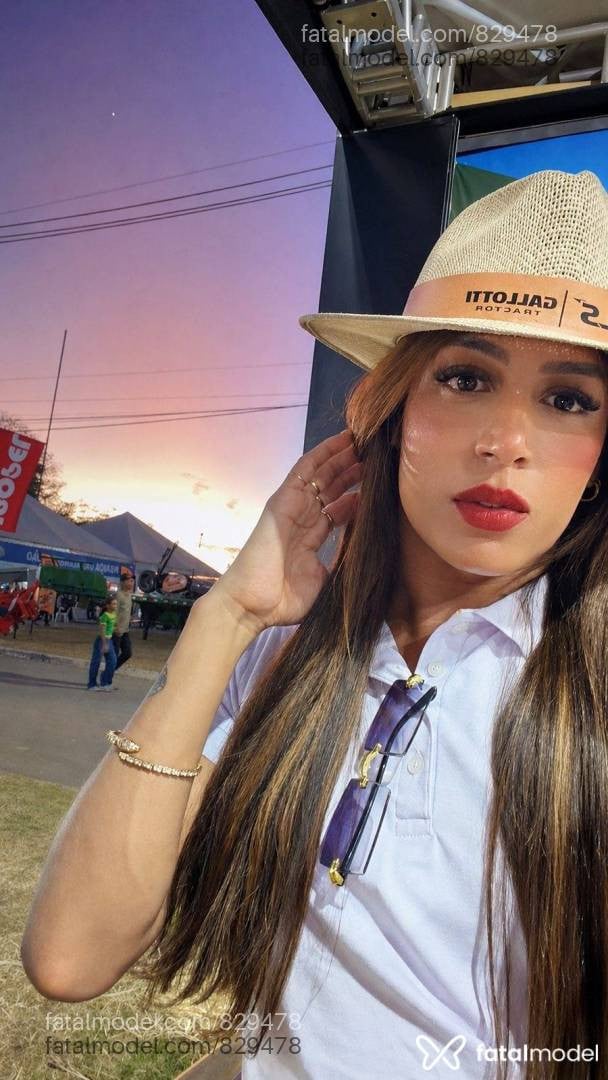 Acompanhante mulher trans ruiva (o) de olhos pretos em Barreiras - Victoriaavellar