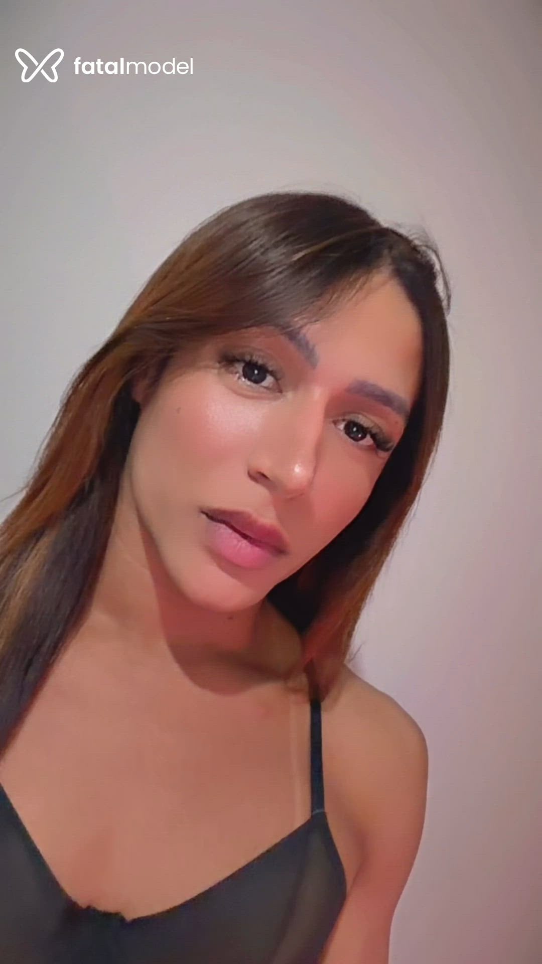 Acompanhante mulher trans ruiva (o) de olhos pretos - Victoriaavellar