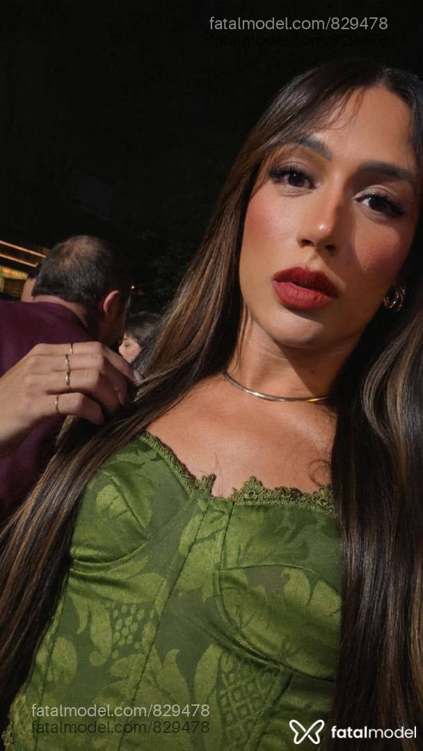 Acompanhante mulher trans ruiva (o) de olhos pretos em Barreiras - Victoriaavellar