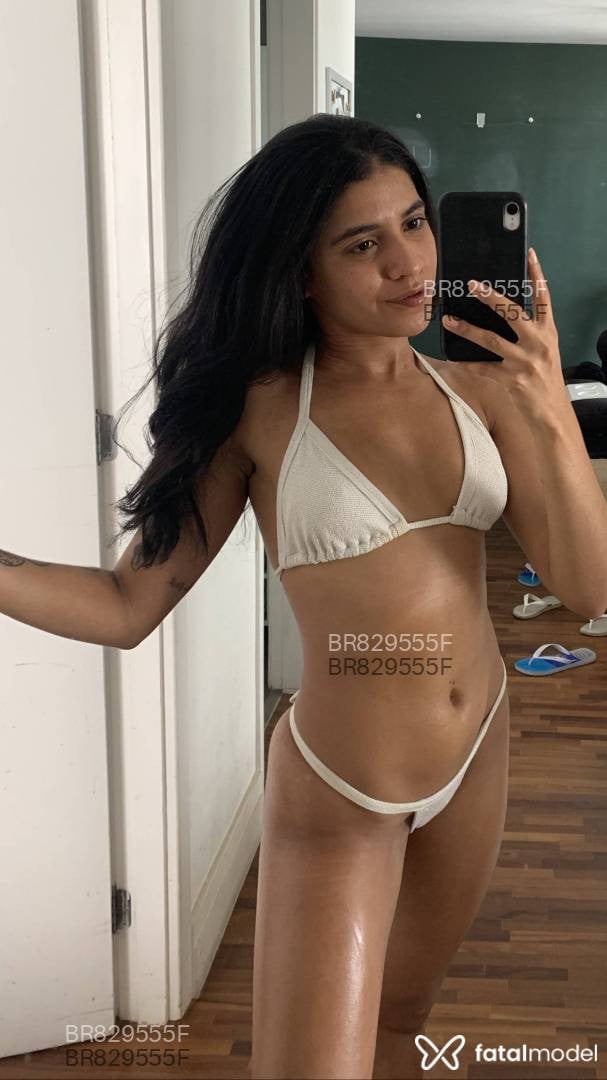 Acompanhante mulher morena (o) de olhos pretos em São Paulo - Maya Summer