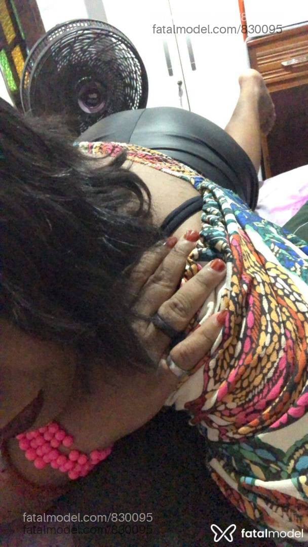 Acompanhante travesti morena (o) de olhos pretos - Jackeline Scarleth