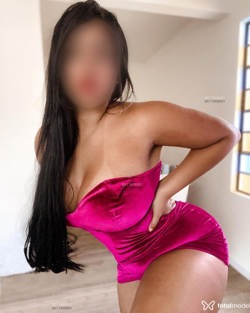 Acompanhante mulher morena (o) de olhos castanhos em Salvador - Gabi Kardashian