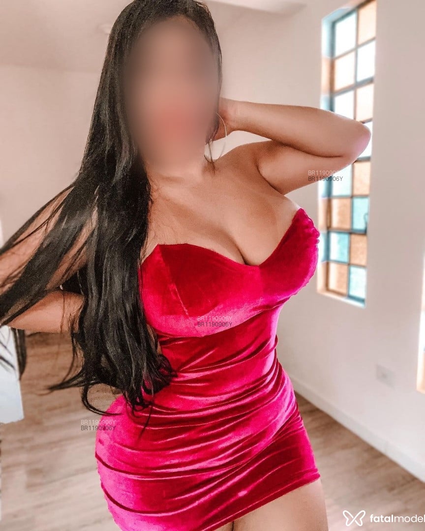 Acompanhante mulher morena (o) de olhos castanhos em Salvador - Gabi Kardashian