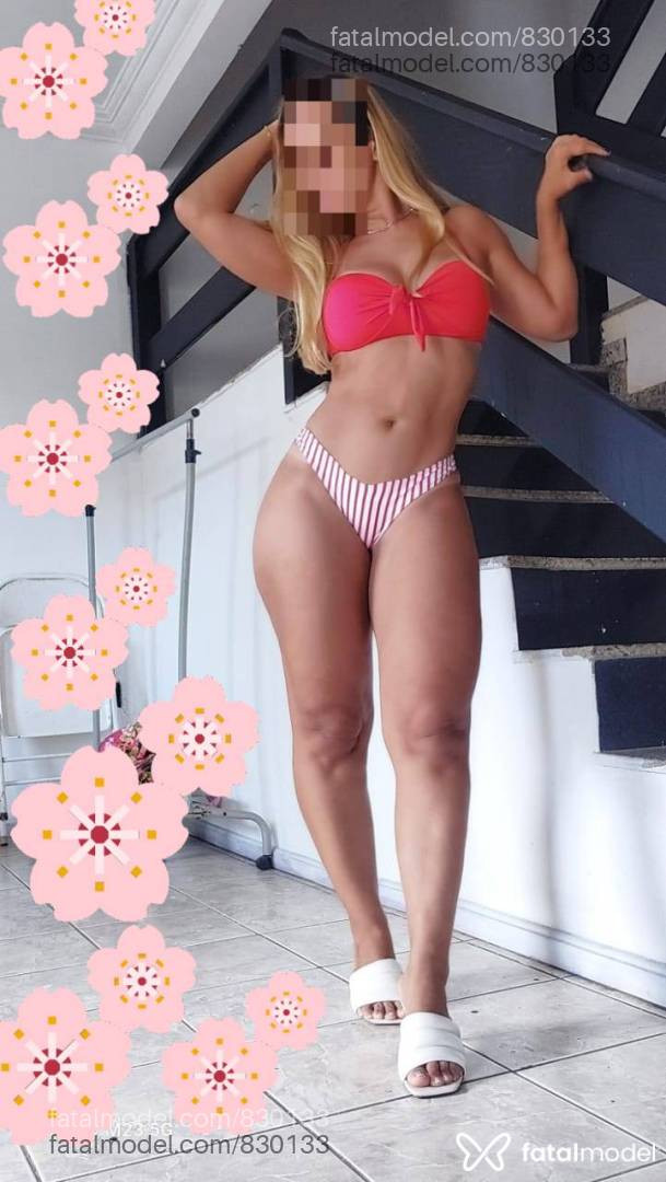 Acompanhante mulher loira (o) de olhos castanhos - Bruna Dias Acompanhante mulher loira (o) de olhos castanhos - Bruna Dias