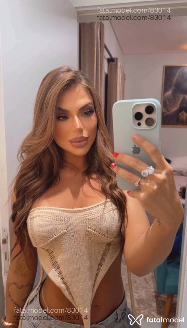 Acompanhante mulher com cabelo castanho de olhos castanhos em Sinop - Malu
