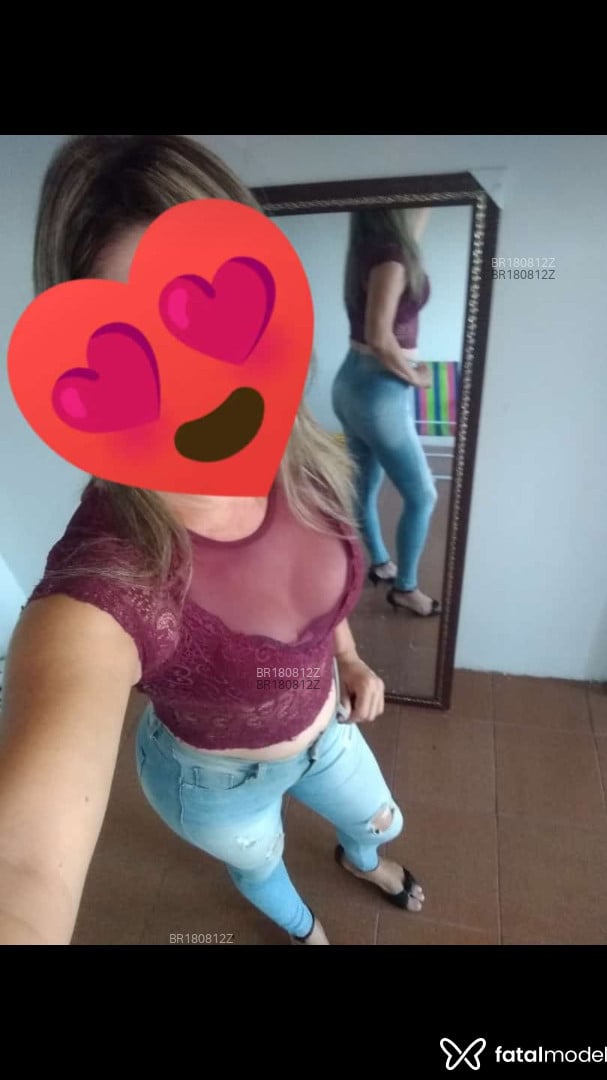 Acompanhante mulher loira (o) de olhos mel em Corumbá - Clara loira