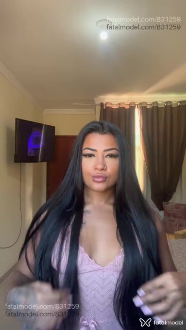 Acompanhante mulher morena (o) de olhos pretos em Volta Redonda - Ivi Mattos