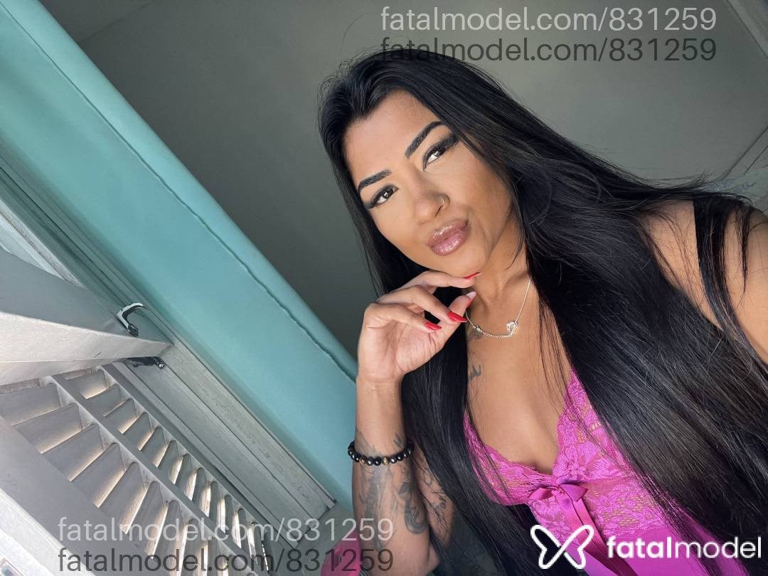 Acompanhante mulher morena (o) de olhos pretos em Volta Redonda - Ivi Mattos
