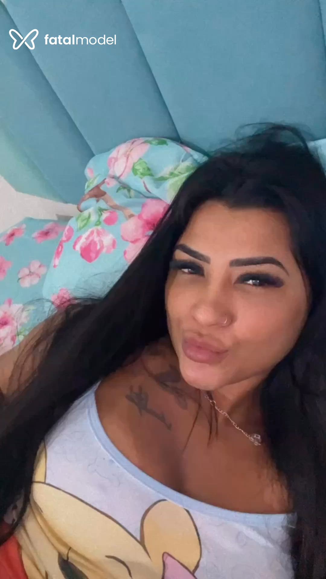 Acompanhante mulher morena (o) de olhos pretos em Volta Redonda Acompanhante mulher morena (o) de olhos pretos em Volta Redonda - Ivi Mattos