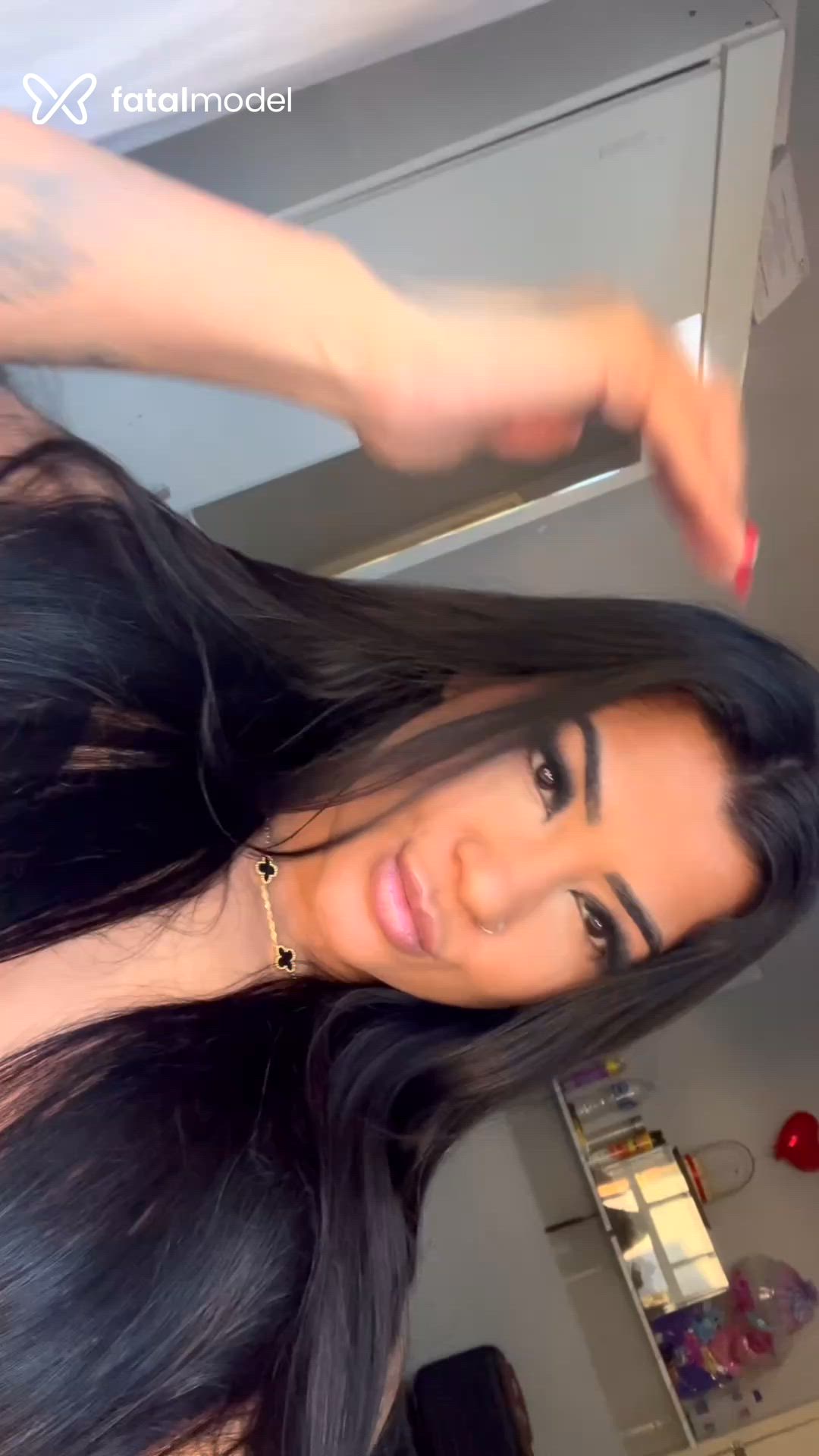 Acompanhante mulher morena (o) de olhos pretos em Volta Redonda Acompanhante mulher morena (o) de olhos pretos em Volta Redonda - Ivi Mattos