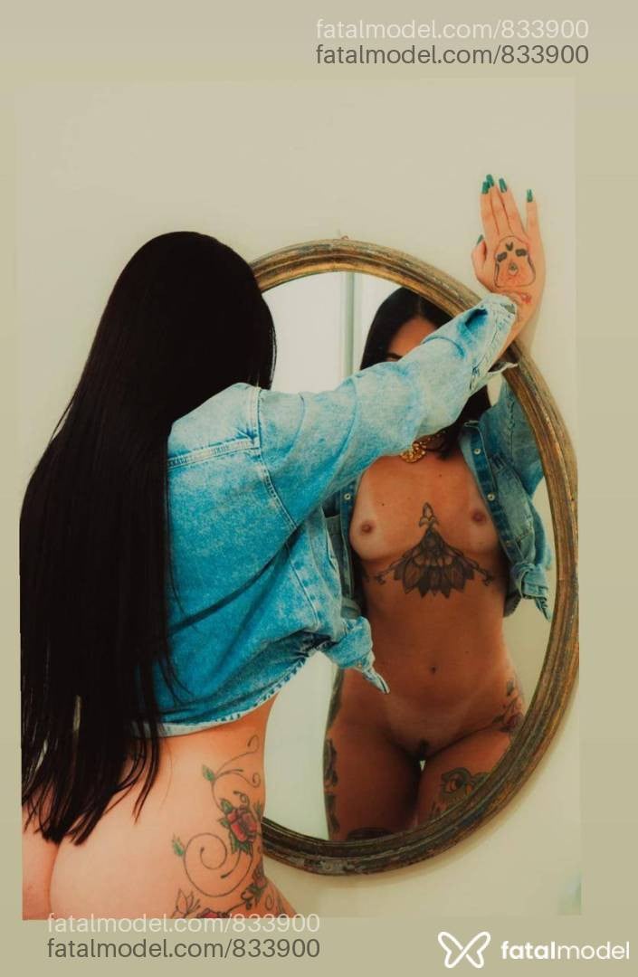 Acompanhante mulher com cabelo castanho de olhos castanhos - Lara Lacerda