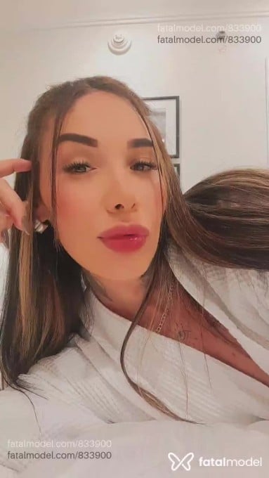 Acompanhante mulher com cabelo castanho de olhos castanhos em Mococa Acompanhante mulher com cabelo castanho de olhos castanhos em Mococa - Lara Lacerda