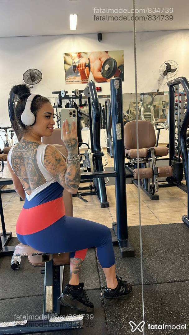 Acompanhante mulher morena (o) de olhos castanhos em Extrema - SABRINA