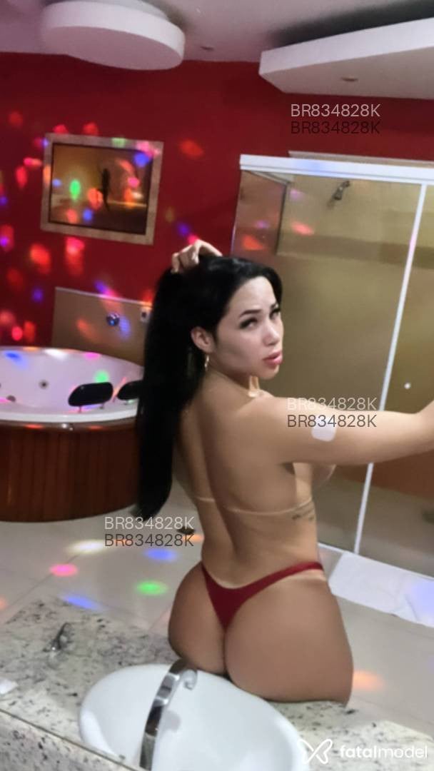 Acompanhante mulher trans morena (o) de olhos verdes em Campinas - Luana Vieira