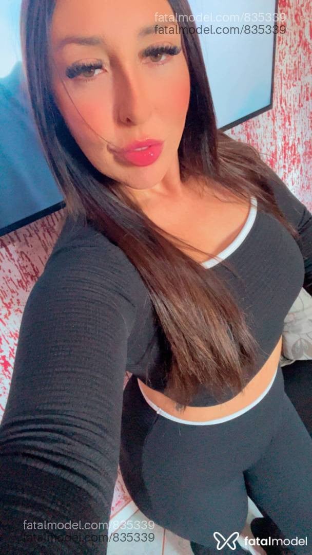 Acompanhante mulher com cabelo castanho de olhos castanhos em Lagoa Vermelha - Eduarda ribeiro