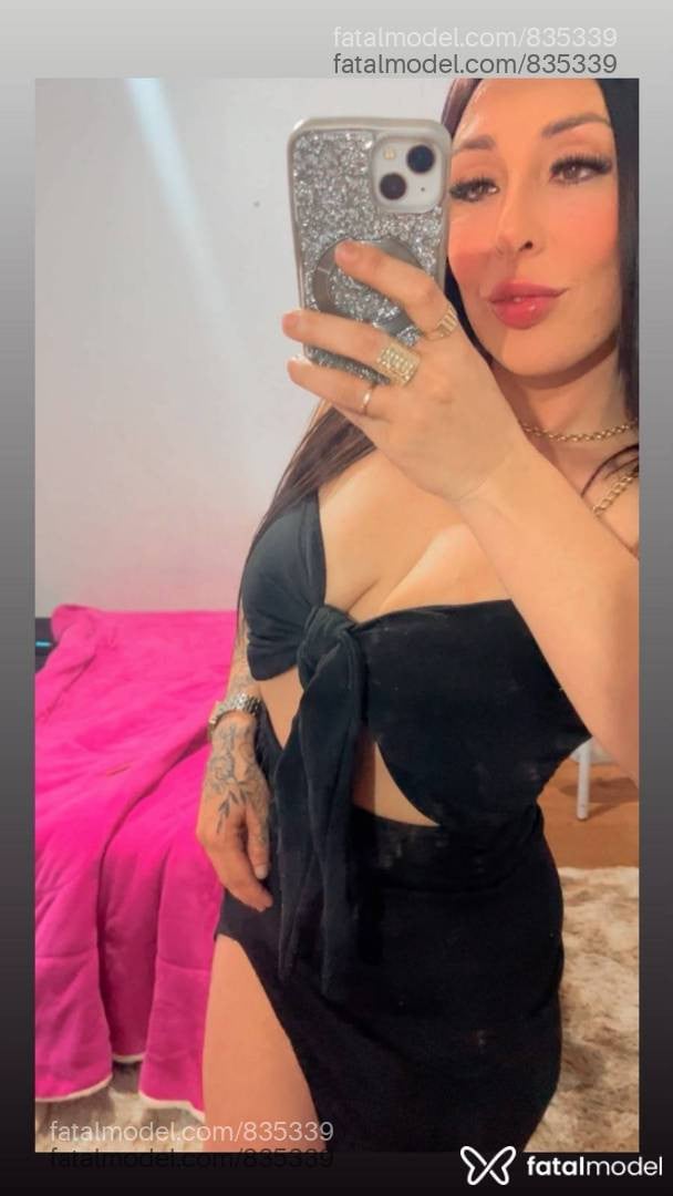 Acompanhante mulher com cabelo castanho de olhos castanhos - Ayla Ribeiro