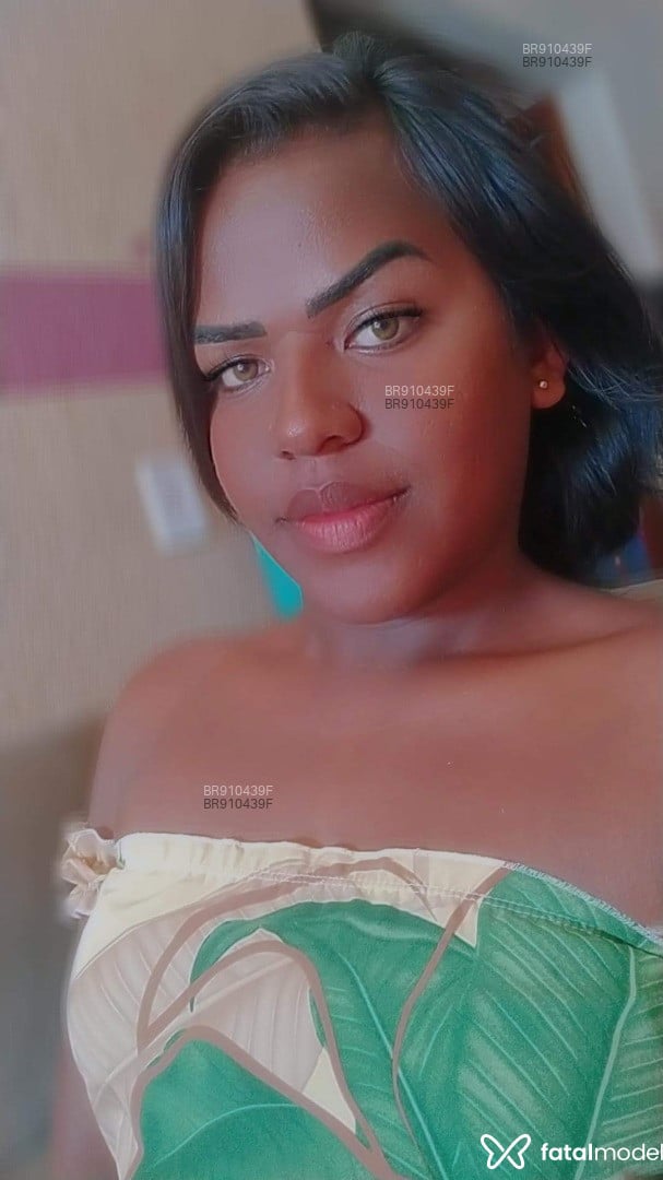 Acompanhante travesti morena (o) de olhos castanhos em Goiânia - Waylla Stefany