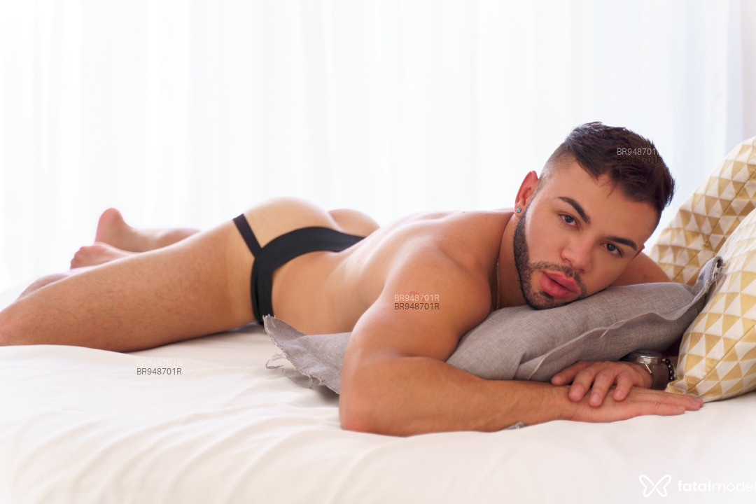 Acompanhante homem com cabelo castanho de olhos castanhos em Rio de Janeiro - Kael Ramos