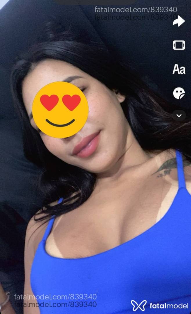 Acompanhante mulher com cabelo castanho de olhos castanhos - Liz Menezes