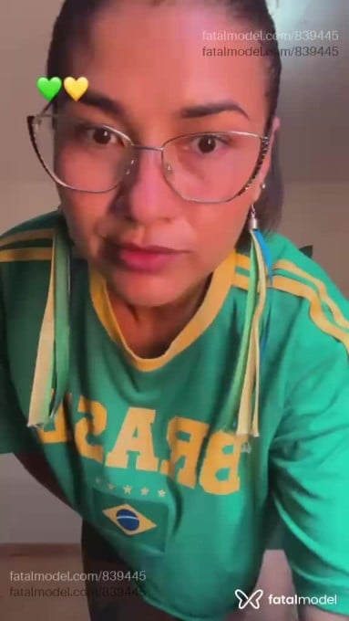 Acompanhante mulher com cabelo castanho de olhos castanhos em Picos - Morena