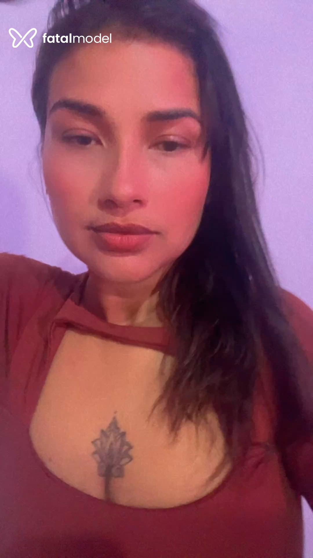 Acompanhante mulher com cabelo castanho de olhos castanhos - Morena