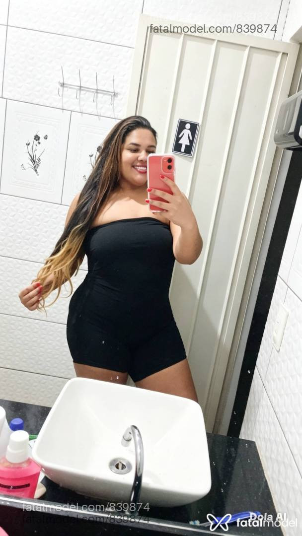 Acompanhante mulher morena (o) de olhos mel em Sorriso Acompanhante mulher morena (o) de olhos mel em Sorriso - Bella Bastos