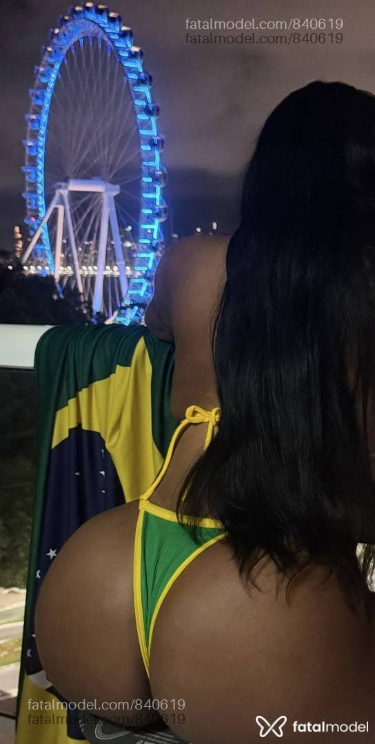 Acompanhante mulher morena (o) de olhos castanhos em Curitiba - Sarah Cash