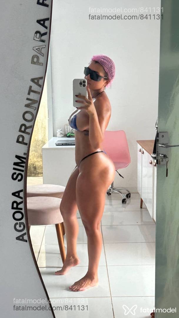 Acompanhante mulher com cabelo castanho de olhos castanhos em Água Boa Acompanhante mulher com cabelo castanho de olhos castanhos em Água Boa - Sara Torres