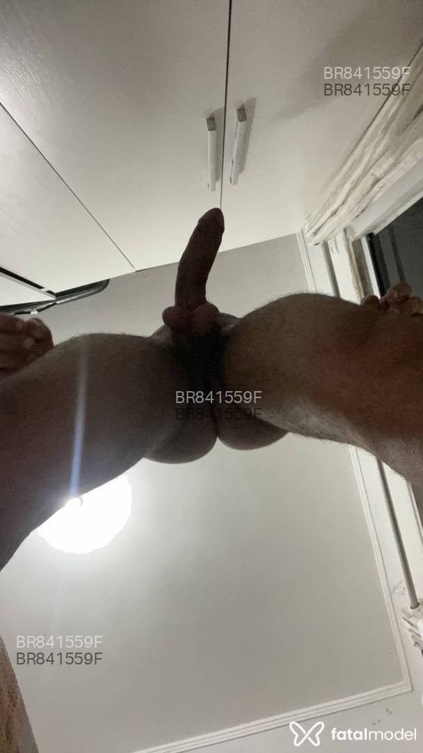 Acompanhante homem com cabelo castanho de olhos castanhos em Porto Nacional Acompanhante homem com cabelo castanho de olhos castanhos em Porto Nacional - Gus