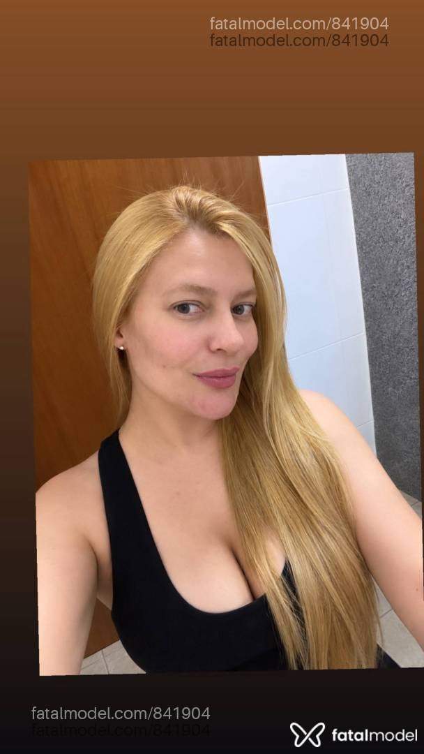 Acompanhante mulher loira (o) de olhos verdes - Sophia Martins