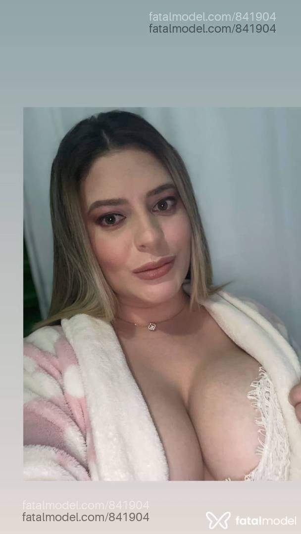 Acompanhante mulher loira (o) de olhos verdes em Dourados - Sophia Martins