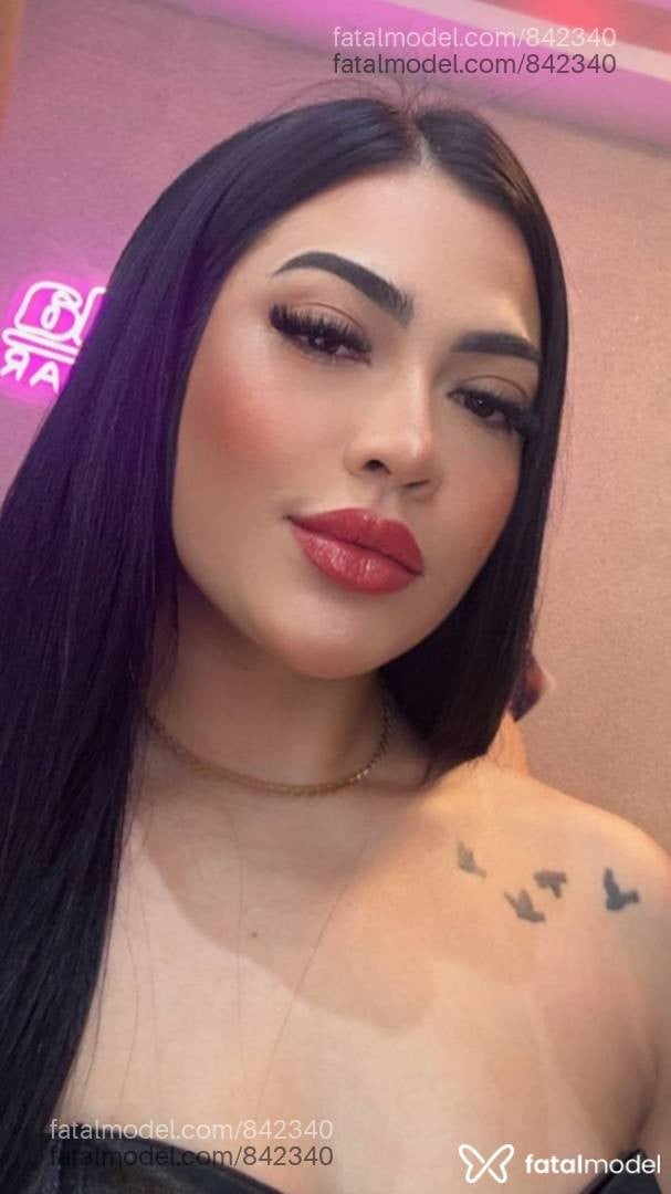 Acompanhante mulher morena (o) de olhos castanhos - Mirella Gusmão