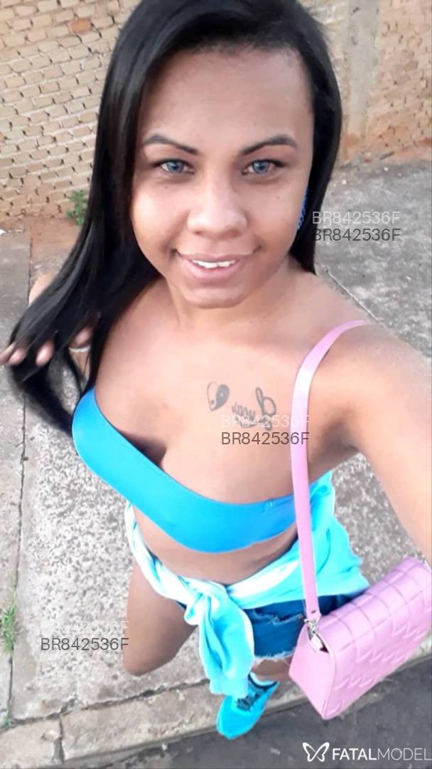 Acompanhante mulher trans morena (o) de olhos castanhos - Yasmin Rios Acompanhante mulher trans morena (o) de olhos castanhos - Yasmin Rios