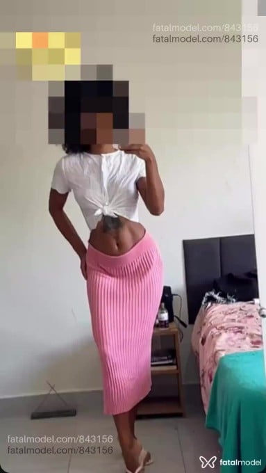 Acompanhante mulher com cabelo castanho de olhos mel em Teófilo Otoni - Iza Tavares