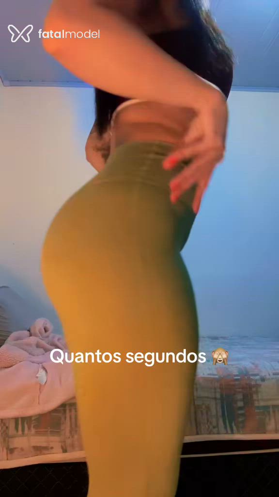 Acompanhante mulher morena (o) de olhos pretos - Larah Pimmenta Acompanhante mulher morena (o) de olhos pretos - Larah Pimmenta