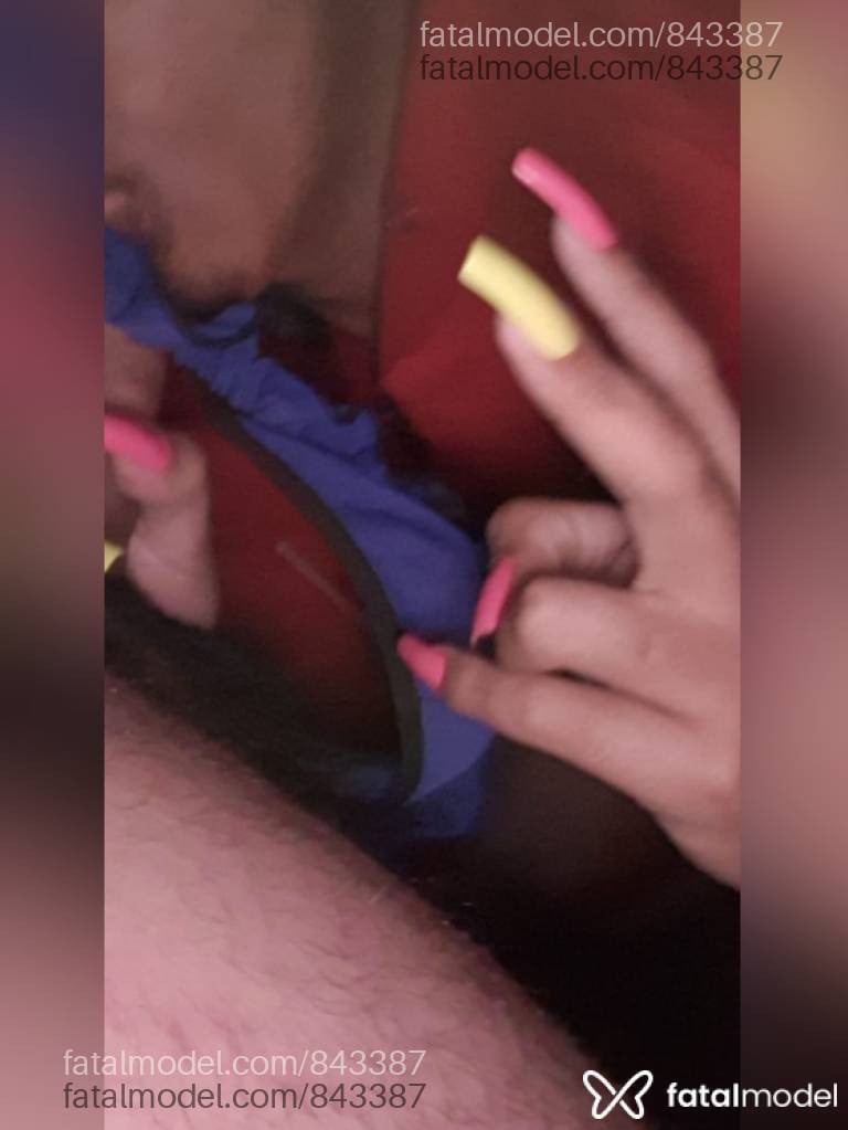 Acompanhante não-binário morena (o) de olhos castanhos em Araçatuba - Bibi Ribeiro