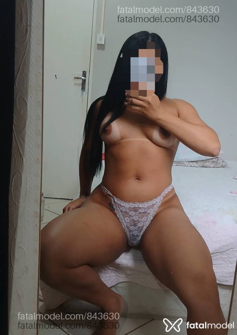 Acompanhante mulher morena (o) de olhos castanhos - Stephany Romero