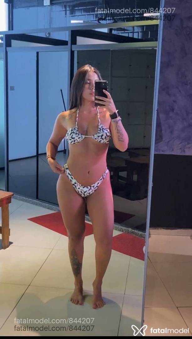 Acompanhante mulher com cabelo castanho de olhos castanhos em Primavera do Leste - Bia Sol