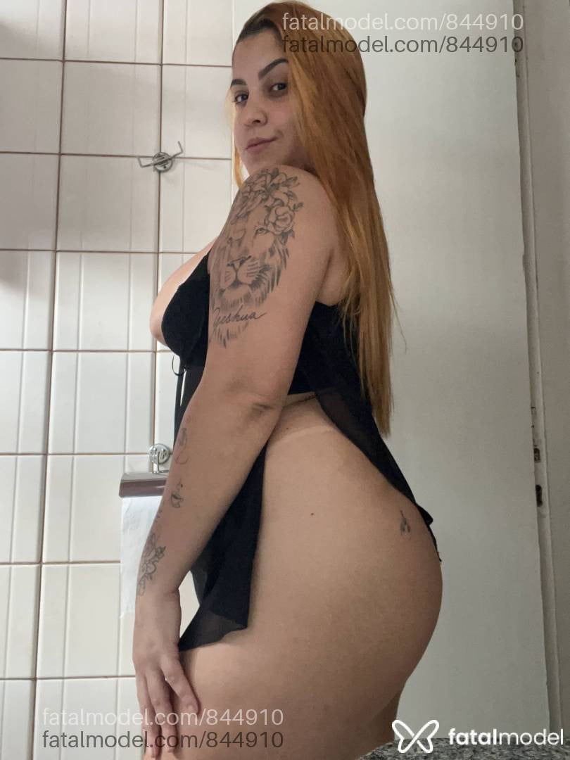 Acompanhante mulher ruiva (o) de olhos castanhos - Isa Oliveira