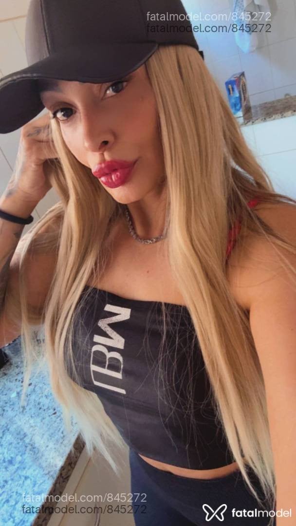 Acompanhante mulher loira (o) de olhos pretos em Uberlândia - Nicolly