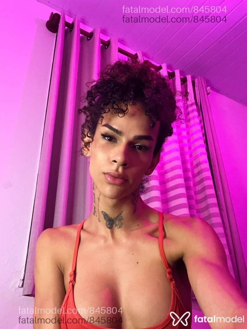 Acompanhante travesti morena (o) de olhos castanhos em Belo Horizonte - Viihleoa