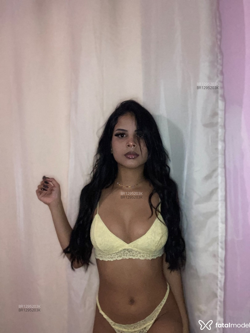 Acompanhante mulher morena (o) de olhos mel em Apiaí Acompanhante mulher morena (o) de olhos mel em Apiaí - Larissa Matos