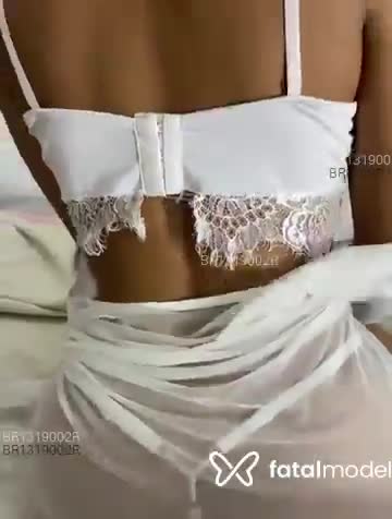 Acompanhante mulher morena (o) de olhos castanhos em Brasília - Angel