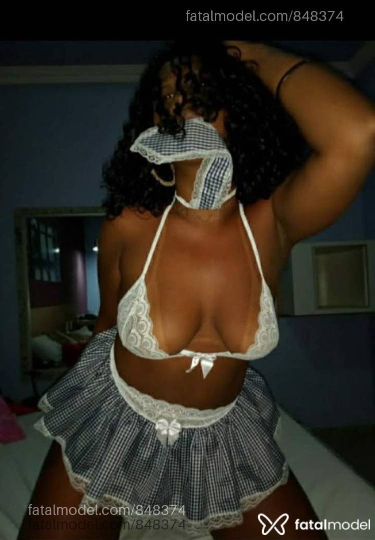 Acompanhante mulher morena (o) de olhos castanhos - beatrizypinheiro