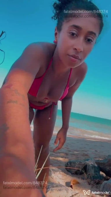 Acompanhante mulher morena (o) de olhos castanhos em Rio das Ostras - beatrizypinheiro