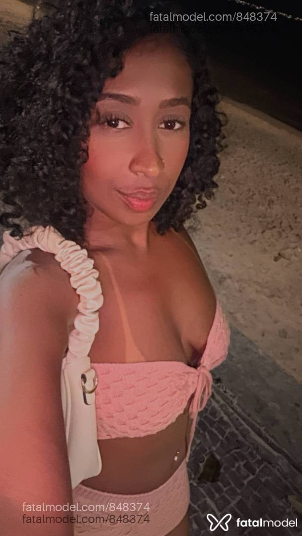 Acompanhante mulher morena (o) de olhos castanhos em Rio das Ostras - beatrizypinheiro